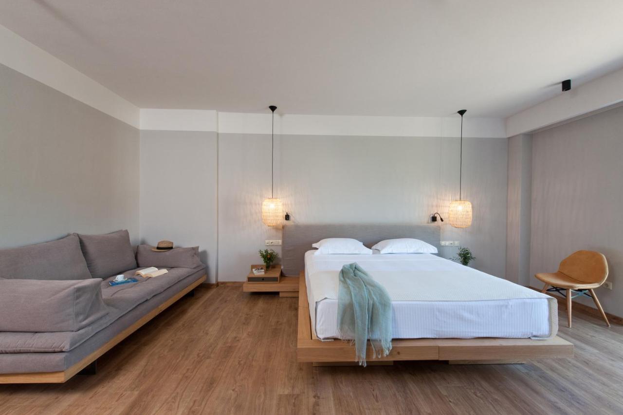 Diapori Suites Hotel 卡德哈米利 外观 照片