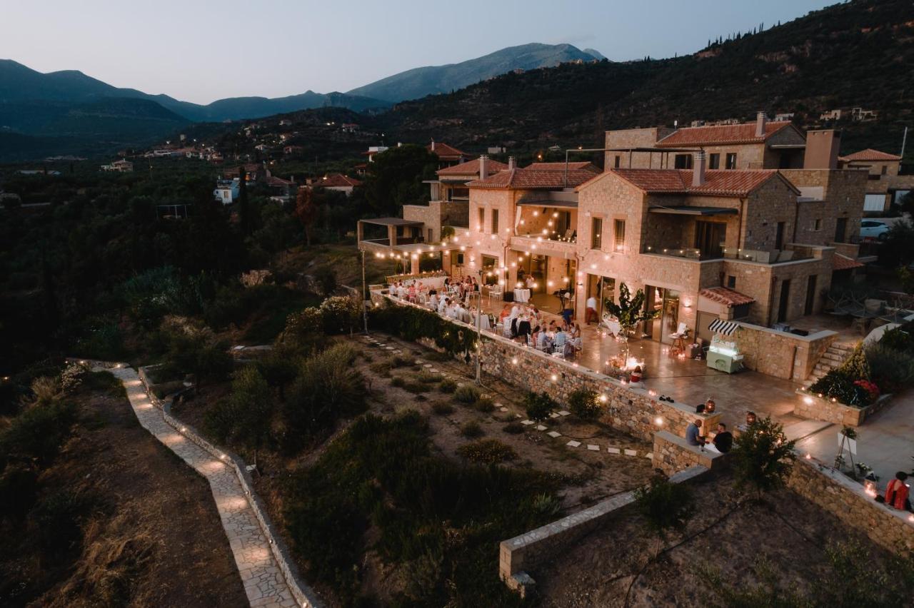 Diapori Suites Hotel 卡德哈米利 外观 照片