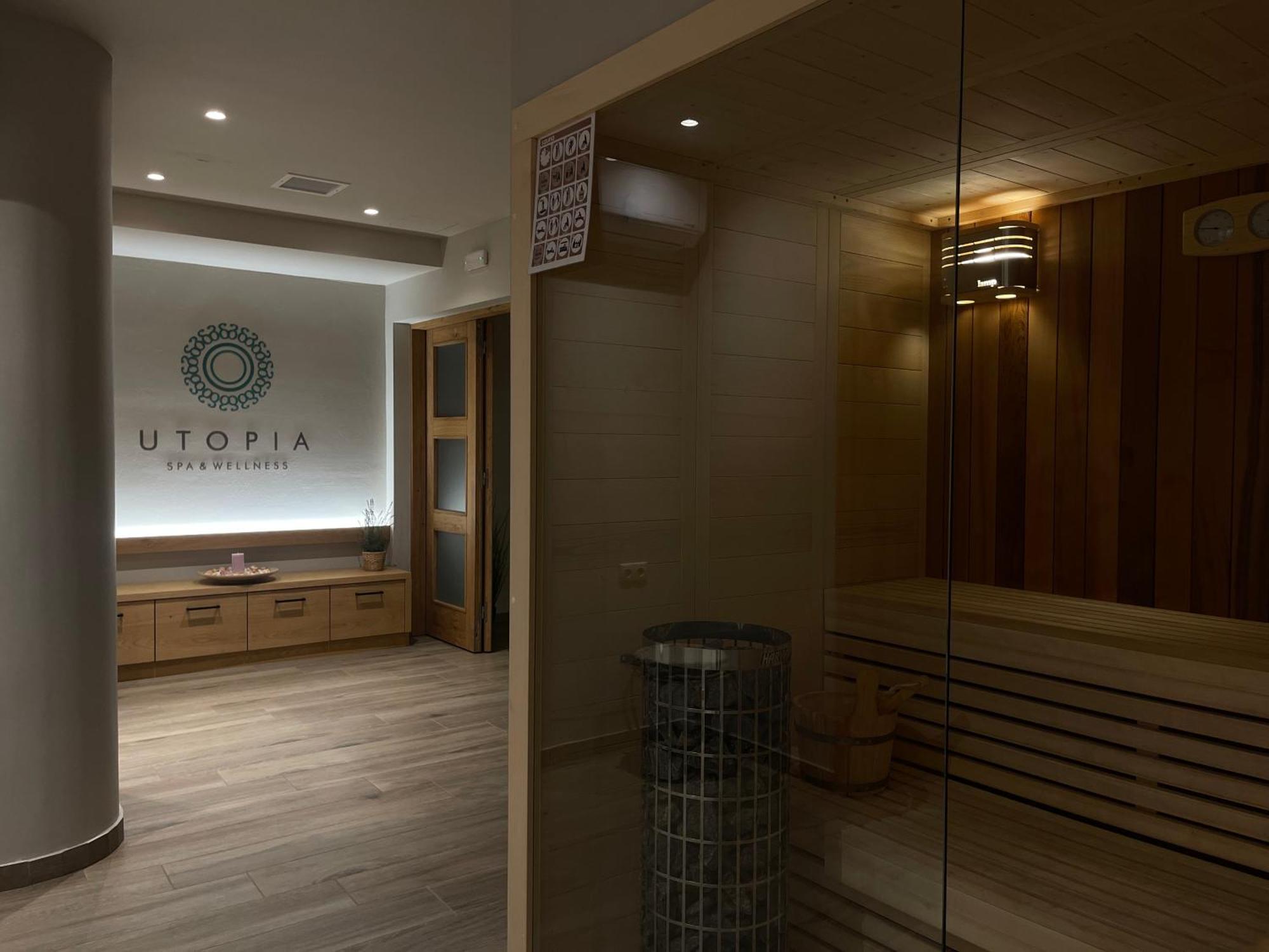 Diapori Suites Hotel 卡德哈米利 外观 照片